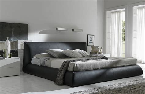 Modern bedroom furniture for the master suite of your dreams. Modern Furniture: Asian Contemporary Bedroom Furniture ...