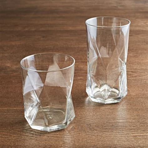 You Should Love Your Everyday Drinking Glasses So Here Are Our Picks Glassware Glassware Set