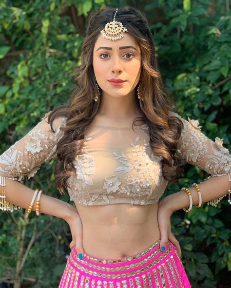 Hiba Nawab On Instagram Always Look At The Pink Side Of Life