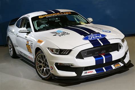 Hd Wallpaper Ford Mustang Apollo Edition Ford Gt350r Cracing Car