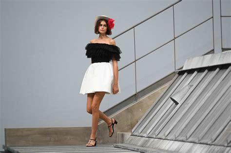 kaia gerber walks the runway during the chanel womenswear ss 2020 show during paris fashion week 