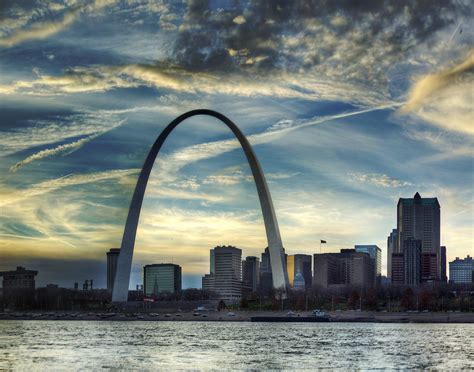 10 Amazing Historical Landmarks In St. Louis