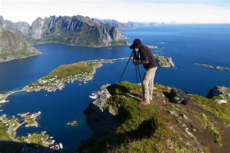 Article Hiking Reinebringen Lofoten Norway Dave Derbis
