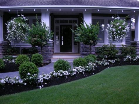 40 Front Yard Landscaping Ideas For A Good First Impression Front