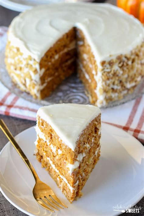 It's deeply moist and filled with it's also perfect as the bottom tier for a homemade wedding cake! Pumpkin Carrot Cake with Cream Cheese Frosting
