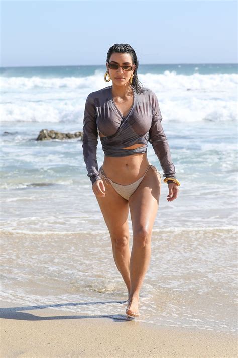 Kim Kardashian Puts On A Sultry Display On The Beach In Malibu 14 Photos Thefappening