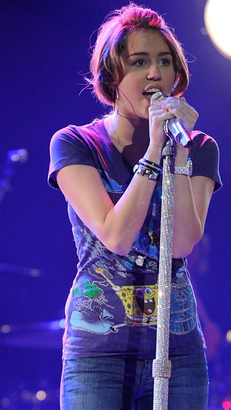 Miley Cyrus Singing Live In At A Concert