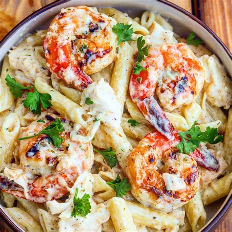 creamy shrimp and chicken alfredo pasta ev s eats