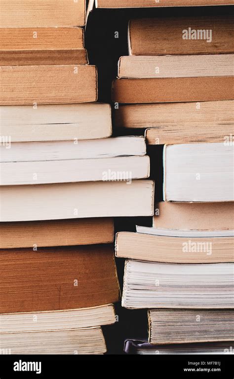 Untidy Books Hi Res Stock Photography And Images Alamy