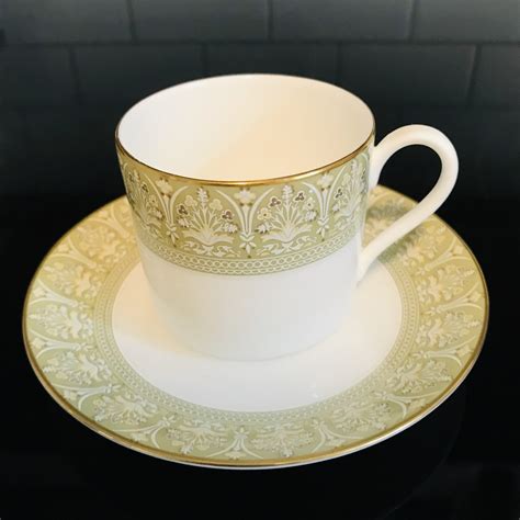 Set Of Royal Daulton Tea Cups And Saucers Sonnet Pattern England Fine