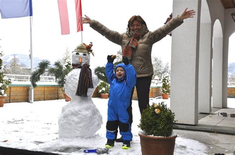 Schnell vergleichen komfortabel günstigste angebote täglich alle neuen gebrauchtwagen vergleichen. Der erste Schnee ist da! Die Chefin und unser Enkel Ben ...