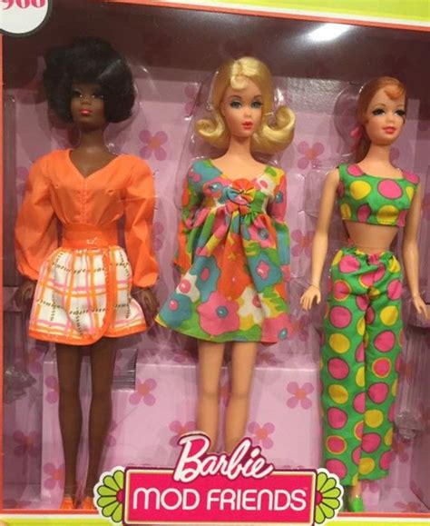 Barbie Mod Friends 3 Doll Tset Frp00 2018 50th Anniversary Barbie