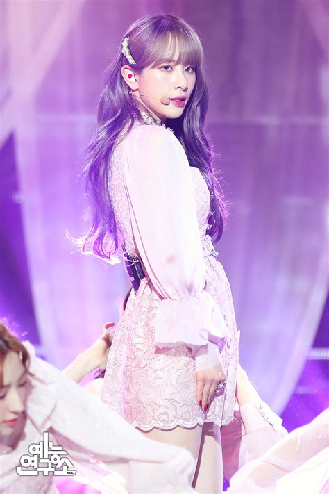 Music Core Seola Cosmic Girls Wjsn Photo Fanpop