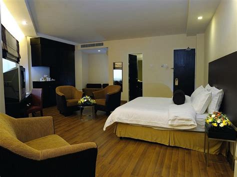 With blend of polished charm rarely seen in hospitality, we offer something for the ambiance of hotel sentral riverview melaka is reflected in every guestroom. HOTEL SENTRAL RIVERVIEW MELAKA $13 ($̶2̶2̶) - Prices ...