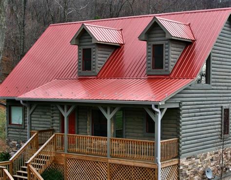 Pin By Lauren On Inspiring Exteriors House And Home Metal Roof Houses