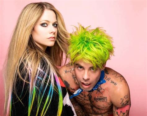 Avril Lavigne Con Mod Sun En Flames El Videoclip