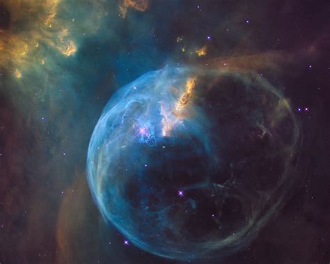 The Bubble Nebula Captured By Hubble The Bubble Effect Is Caused By