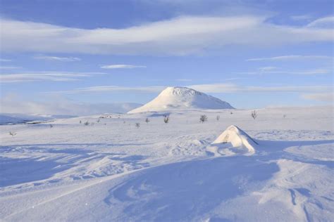 Enontekiö Finlands Mountain Peaks And Tundra Like Vistas Film Lapland