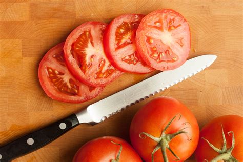 3 Essential Tips For Cutting Tomatoes Kitchn