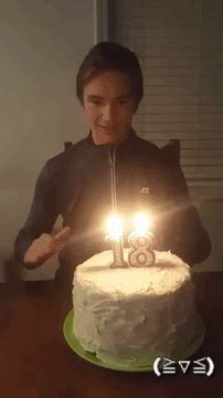 Flowering musical birthday candle youtube. Candle GIFs - Find & Share on GIPHY