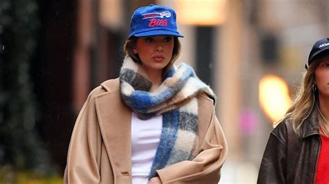 Hailee Steinfeld Rocks Buffalo Bills Hat Amid Romance With Nfl Star Josh Allen Despite Skipping