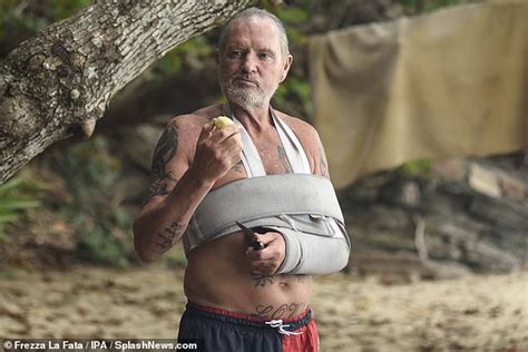 Paul Gascoigne Shares Stories With His Campmates Around The Fire