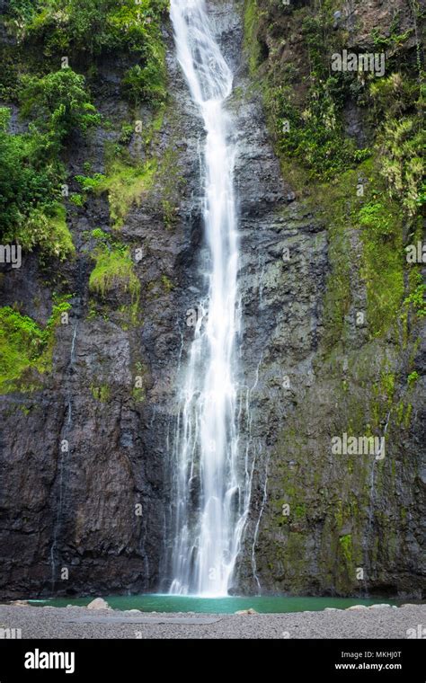 Faarumai Wasserfall Stockfotos Und Bilder Kaufen Alamy