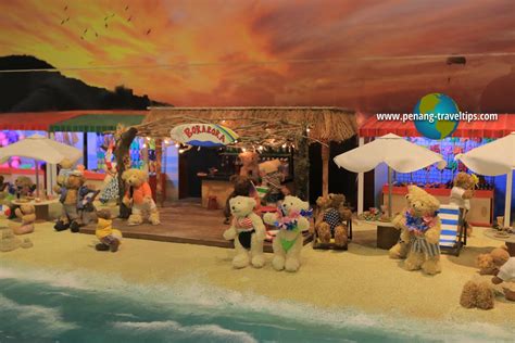 The teddyville museum is also the abode of mini penang, where miniature bears are dressed and placed in small sets that represent the many attractions that penang has to offer. TeddyVille Museum