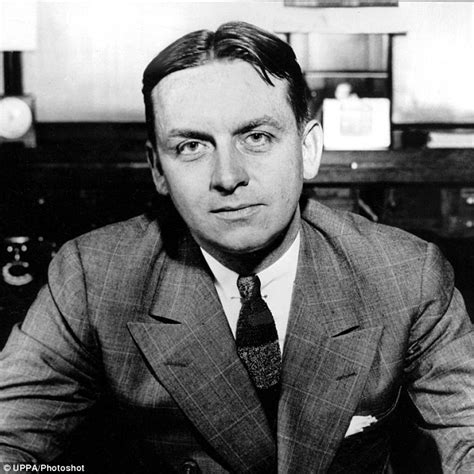 Eliot ness was a hunter who worked as an investigator from the 1940s. Eliot Ness. The Untouchable cop who battled Al Capone and was no Hollywood hero | Daily Mail Online