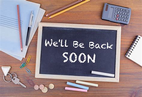 Be Back Soon Sign Photos Stock Photos Pictures And Royalty