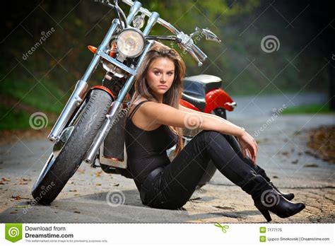Meet Sexy Biker Babes
