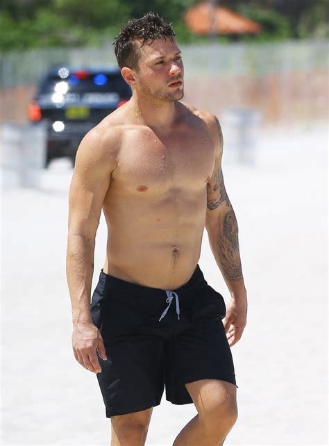 Shirtless On The Beach Muscles In Your Face Swag Hot Ryan Phillippe Pictures Popsugar