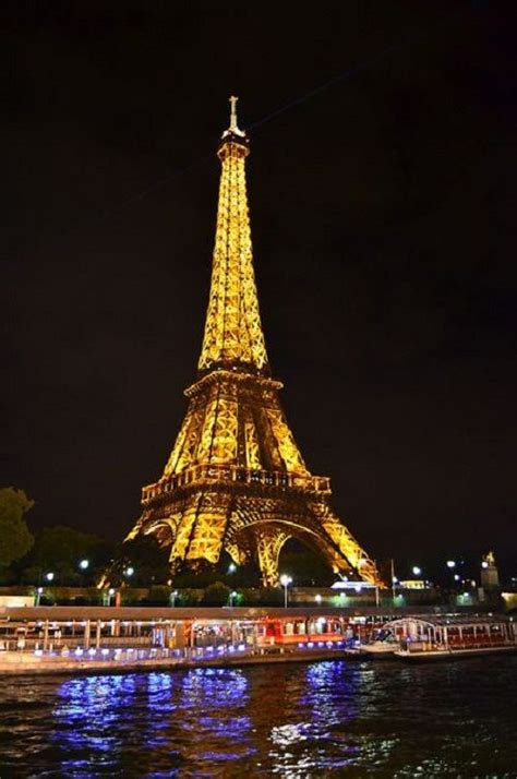 According to surveys, tourists consider it the most disappointing tourist attraction in the world. Travel Destination: Sightseeing in Paris, France | Paris ...