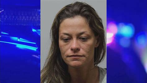 Carter County Woman Arrested After Walking Into House With Stick Stealing Vehicle Wjhl Tri