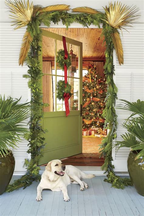 70 Ways To Decorate With Fresh Christmas Greenery Artofit