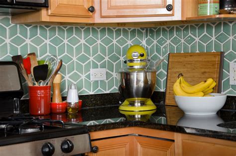 10 coisas para tirar da sua cozinha agora mesmo, de acordo com The Kitchn | CASA.COM.BR