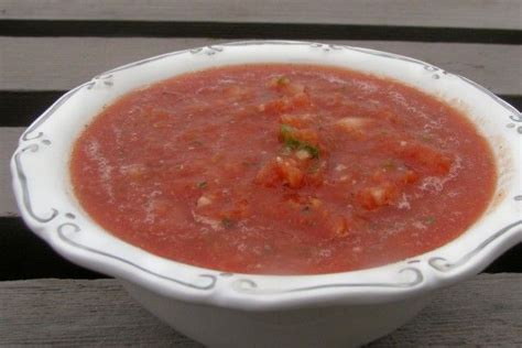 They have fewer sides, thicker, meatier walls, and less water. Homemade Salsa Using Canned Tomatoes! Recipe - Low ...