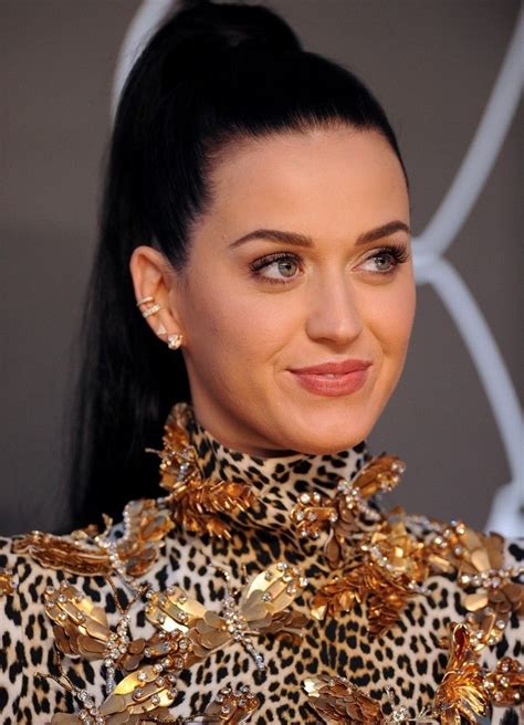 Is This Katy Perry S Newest Hair Obsession Katy Perry Hair