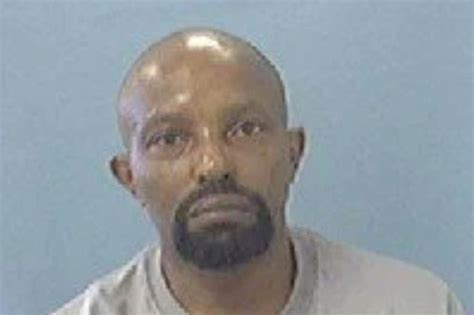 Anthony Sowell Dead Cleveland Strangler Serial Killer Who Hid Bodies