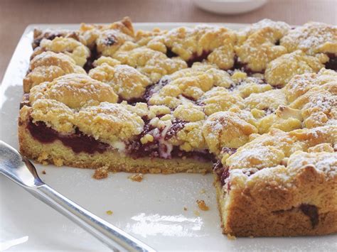 Treffer+60 präzision+10 erfahrung für besiegte gegner. Beerenkuchen mit weißer Schokolade Rezept | EAT SMARTER