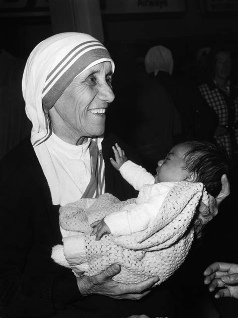 mother-teresa-mother-teresa-photos,-mother-teresa-pictures,-catholic-mother