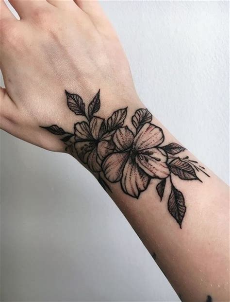 25 Creative Wrist Tattoos Ideas For Modern Girls Tattoos Wrist