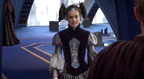 The Grey Colour Of Padme Amidala Natalie Portman In Star Wars Ii