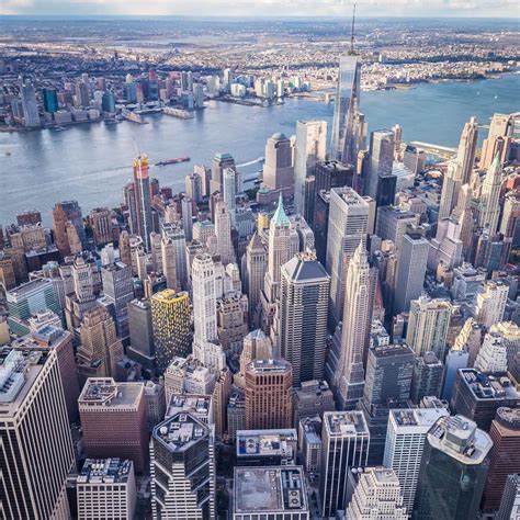 The Pros And Cons Of Living In New York City Elika Insider