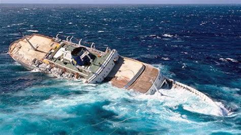 15 Sinking Ships Caught On Camera Youtube