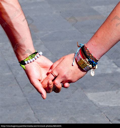 Lovers holding hands - Stock Photo - #6654455 | PantherMedia Stock Agency
