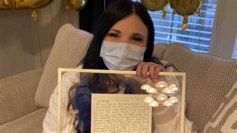 Taylor Swift Thanks Utah Nurse On Her Birthday For Fighting Covid 19