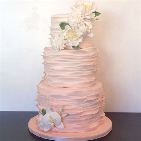 6 Beauteous Finished Wedding Cake How To Pick The Best One Ideas