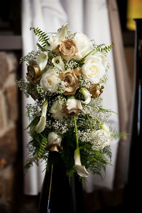 Gold And Ivory Bouquet With Green Accents Wedding Flowers Bridal