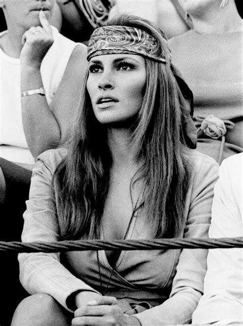 the most beautiful photos of raquel welch raquel welch rachel welch raquel